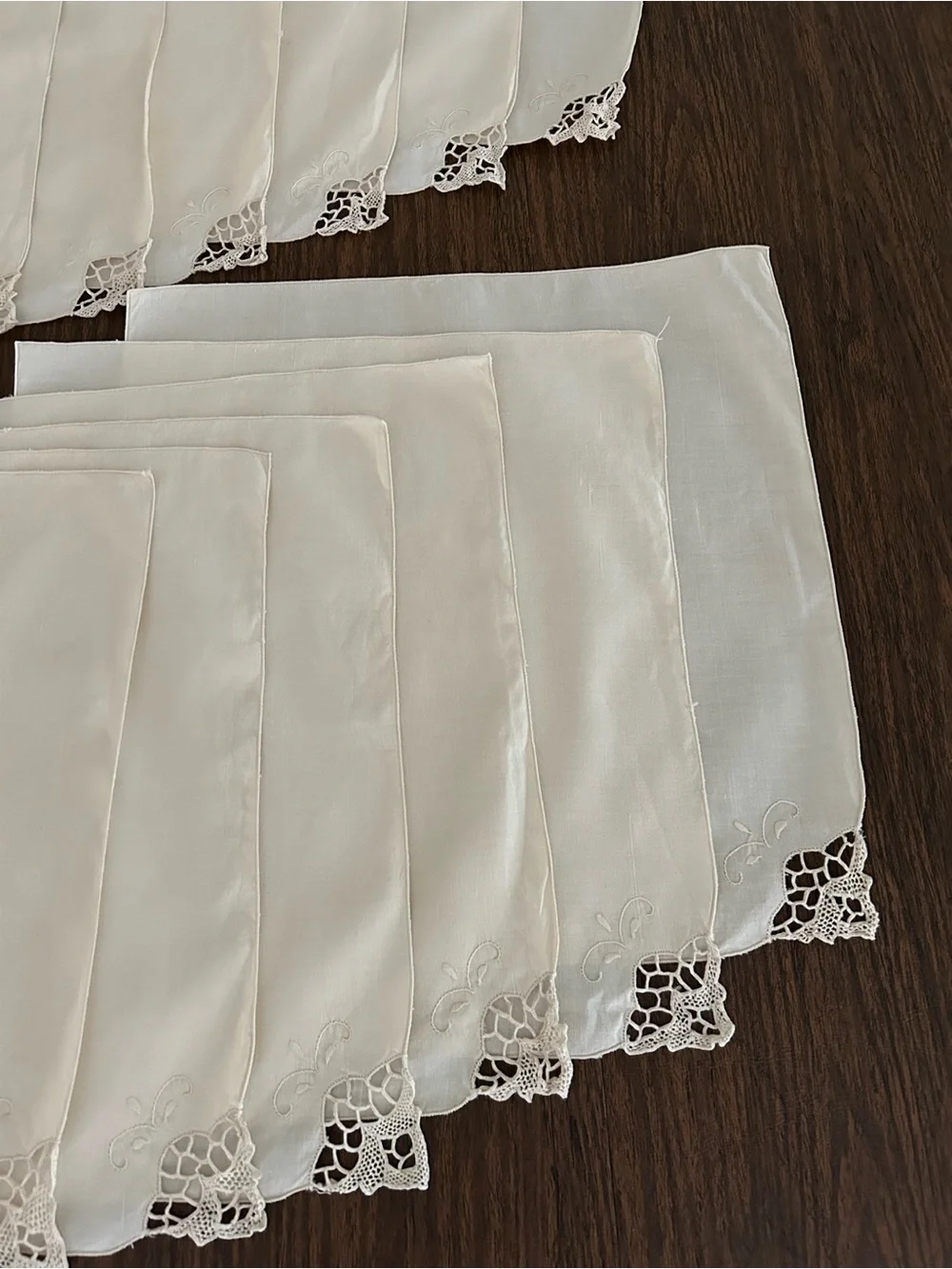 Vintage Linen Napkins Set of 12 Ecru Crochet Lace Corners Embroidered 16”